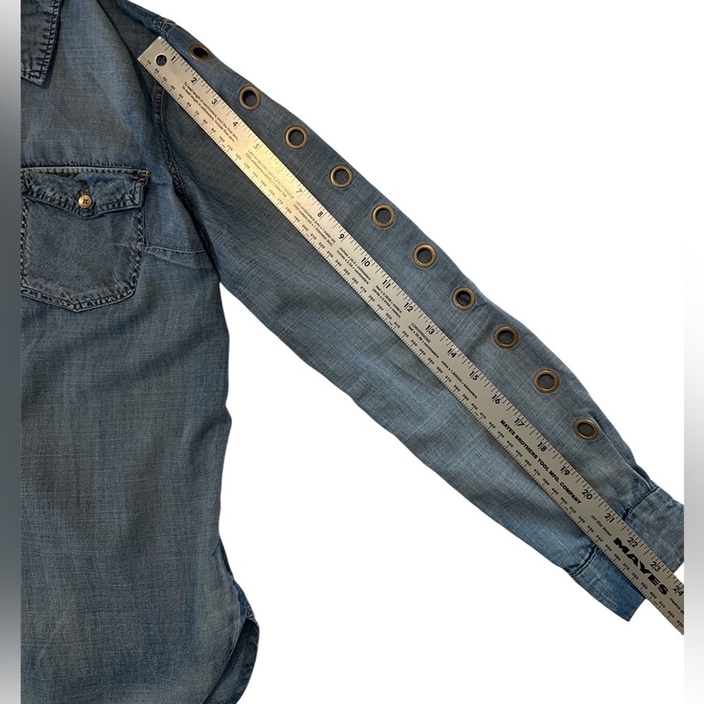 Jessica Simpson Blue Denim Shirt with Grommet Detail on Sleeves - Size Large - Picture 4 of 9